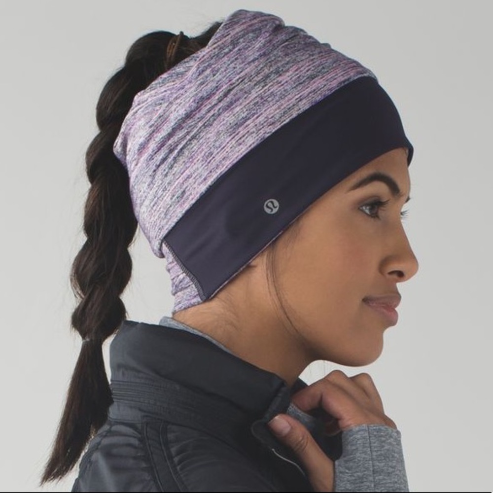 LuLuLemon Top Knot Toque Softshell WITH TAGS, Black Grape